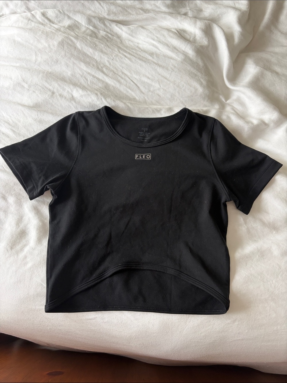 Fleo Black Cropped Short Sleeve Active Tee